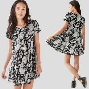 SILENCE + NOISE UO Floral Mini Dress Flowy Lightweight B&W Sz M